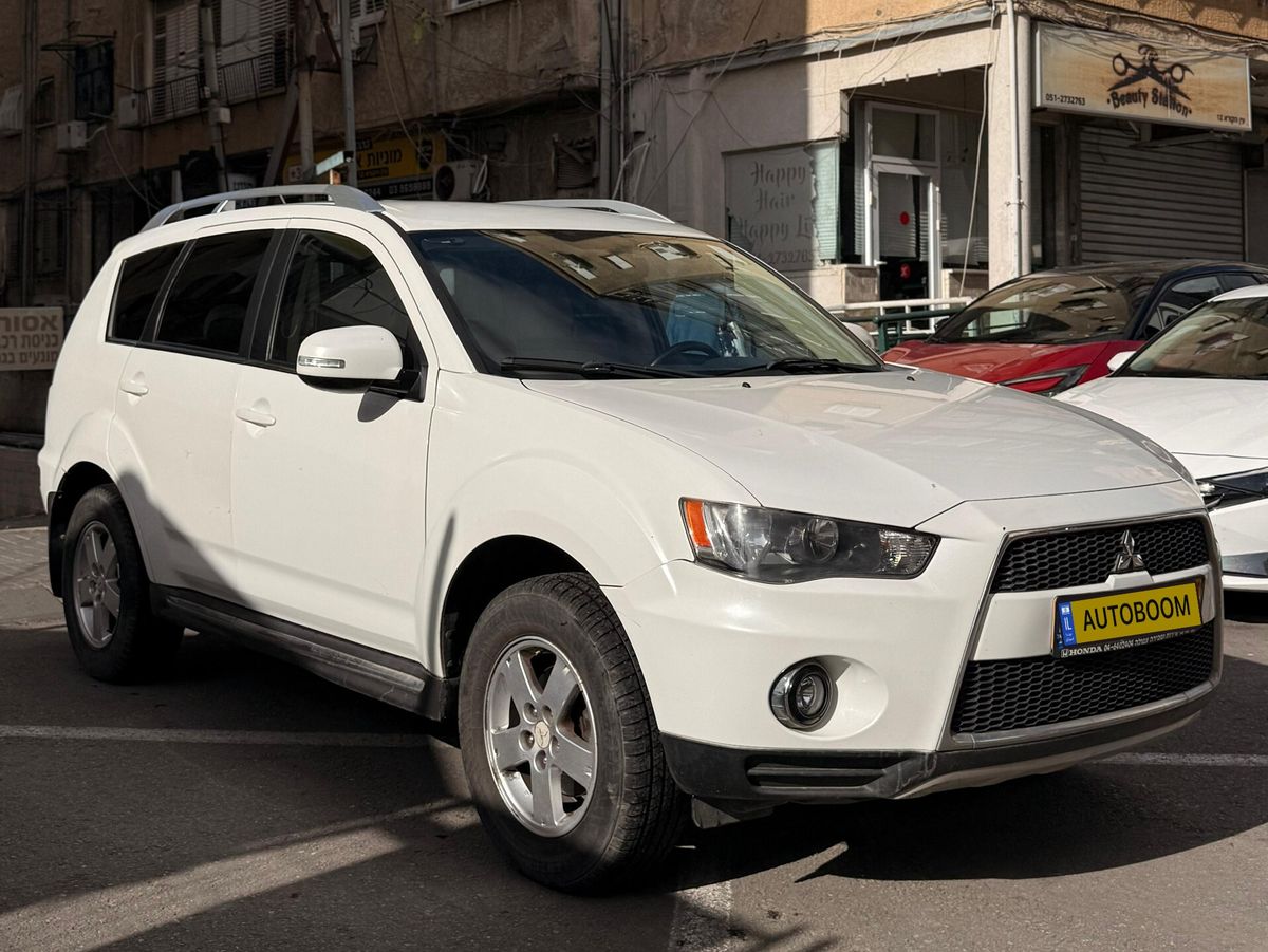 Mitsubishi Outlander 2ème main, 2011
