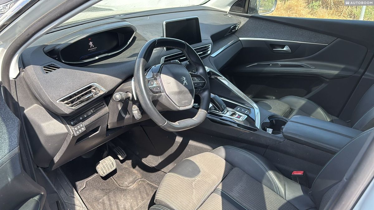 Peugeot 3008 с пробегом, 2021