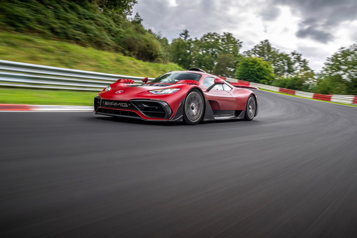 Очередной рекорд Mercedes-AMG One