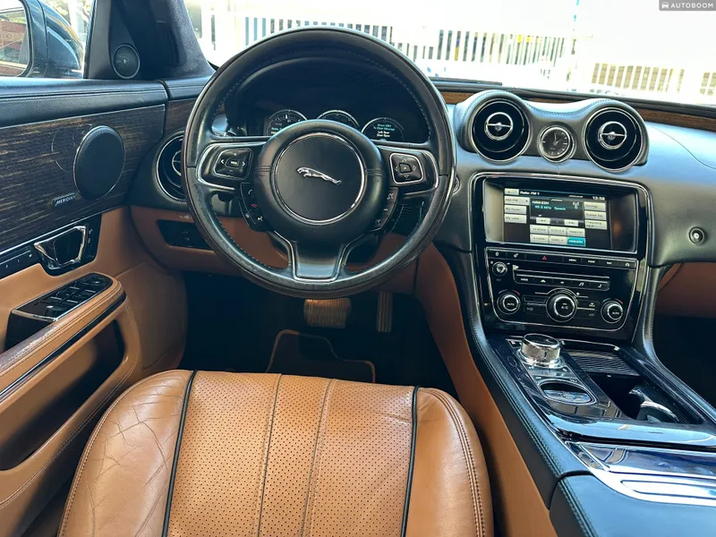 Jaguar XJ с пробегом, 2014, частная