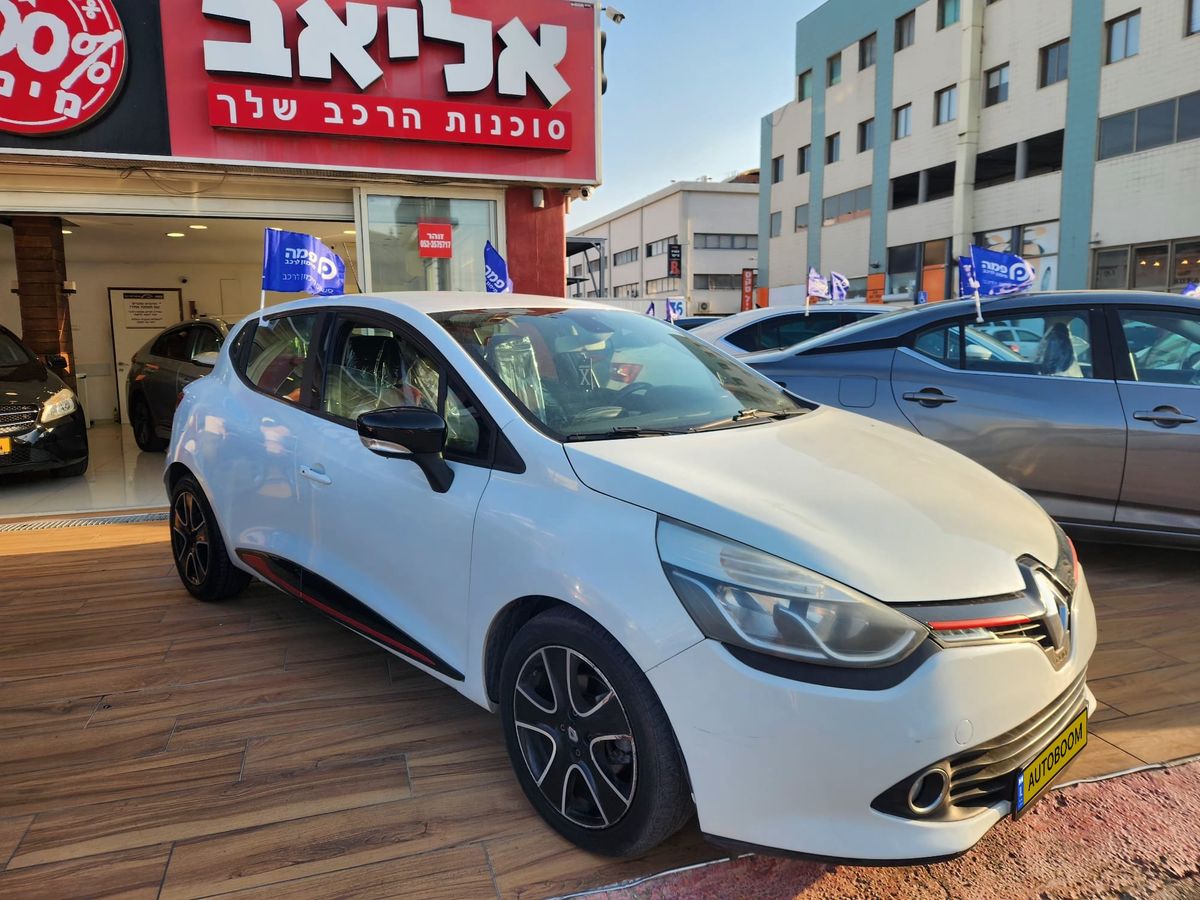 Renault Clio 2nd hand, 2016, private hand