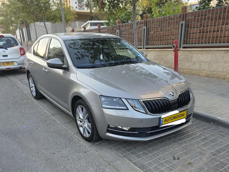 Skoda Octavia с пробегом, 2019, частная