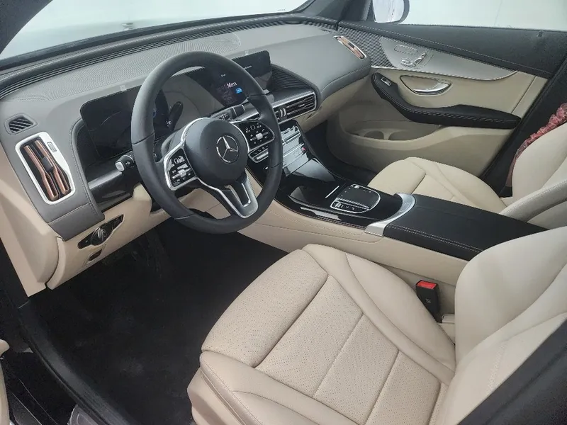 Mercedes EQC новый, 2024
