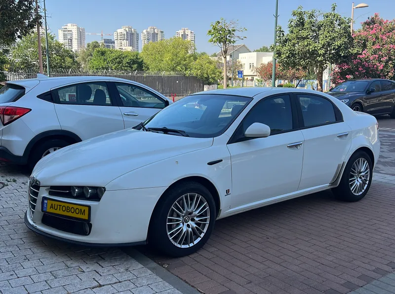 Alfa Romeo 159 с пробегом, 2010, частная рука