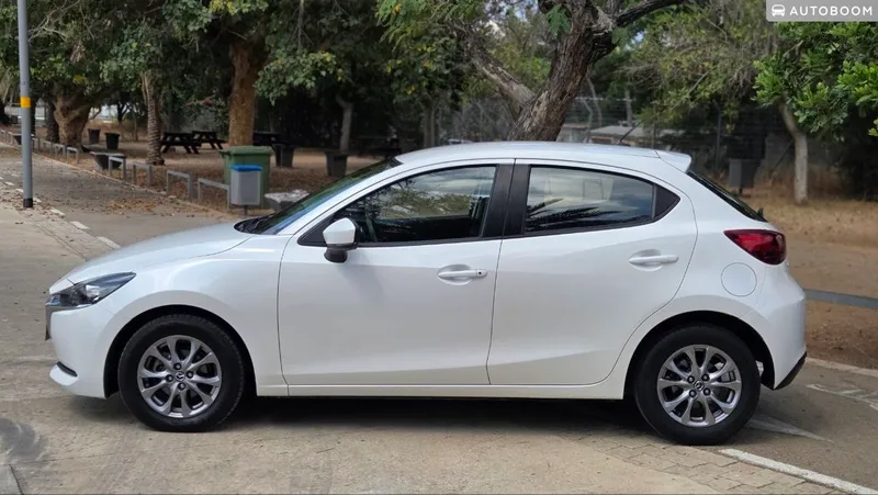 Mazda 2 с пробегом, 2023