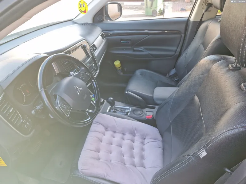 Mitsubishi Outlander 2nd hand, 2016, private