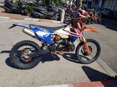Ha'Podium Motorcycles، صورة 1