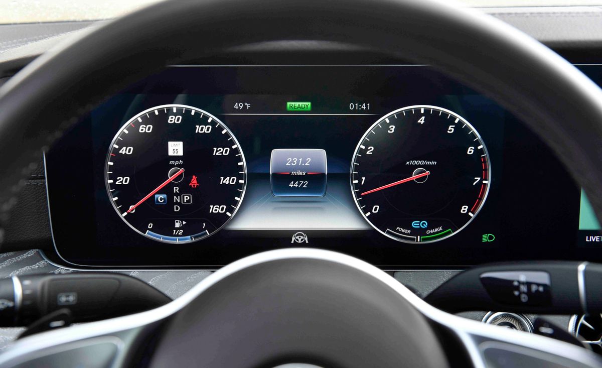 Mercedes CLS 2017. Dashboard. Fastback, 3 generation