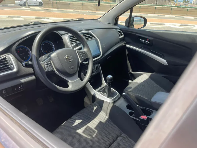סוזוקי SX4 יד 2 רכב, 2014, פרטי