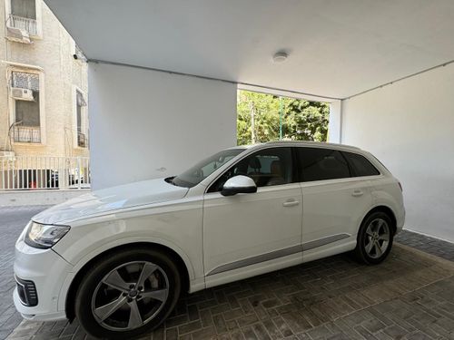 Audi Q7 2nd hand, 2018, private hand