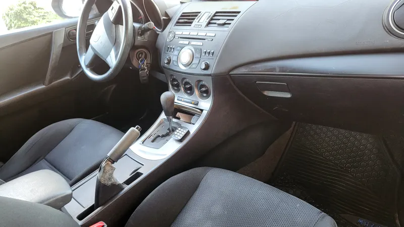 Mazda 3 2nd hand, 2011