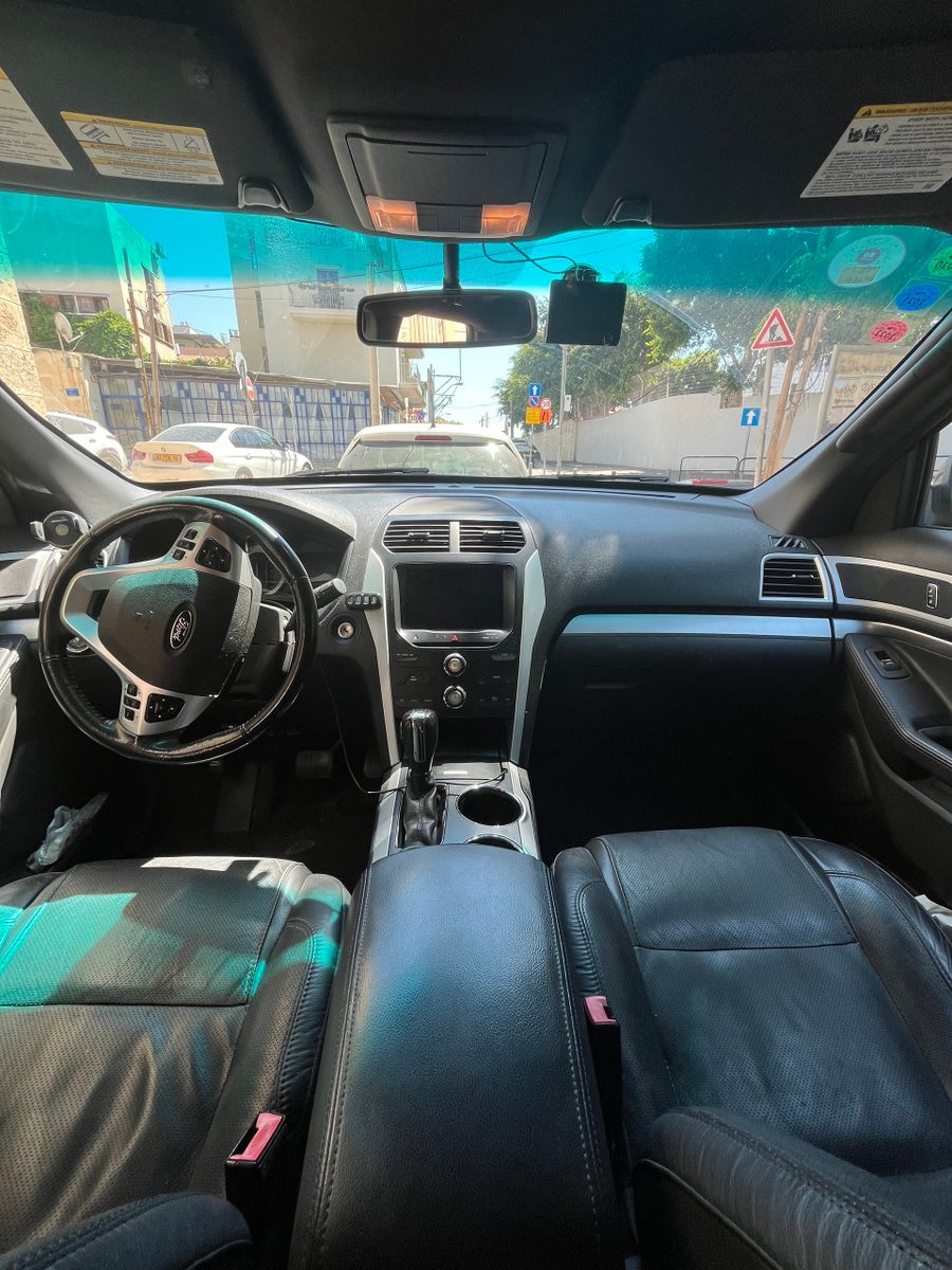 Ford Explorer 2nd hand, 2014, private hand