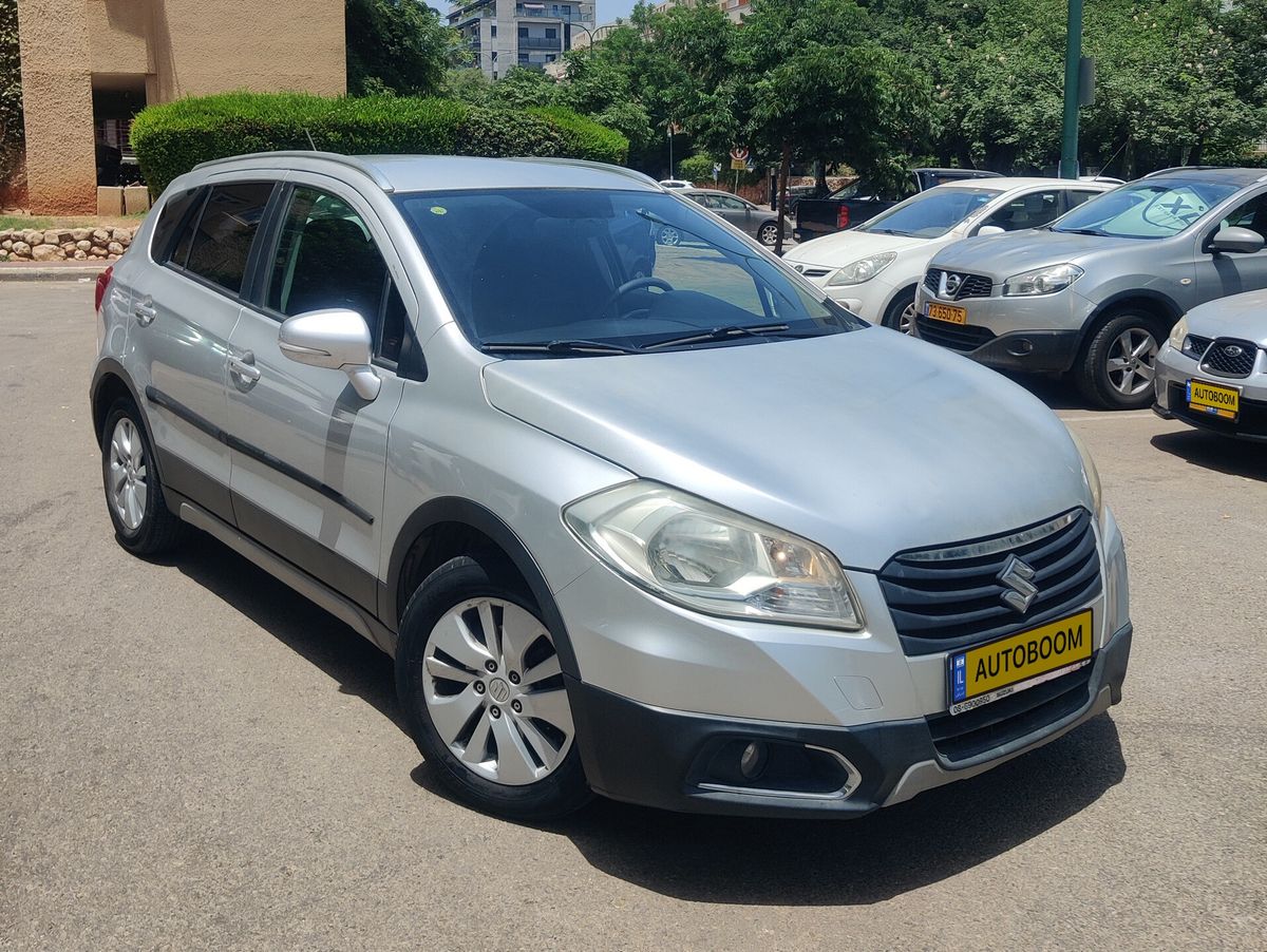 Suzuki SX4 2ème main, 2014, main privée