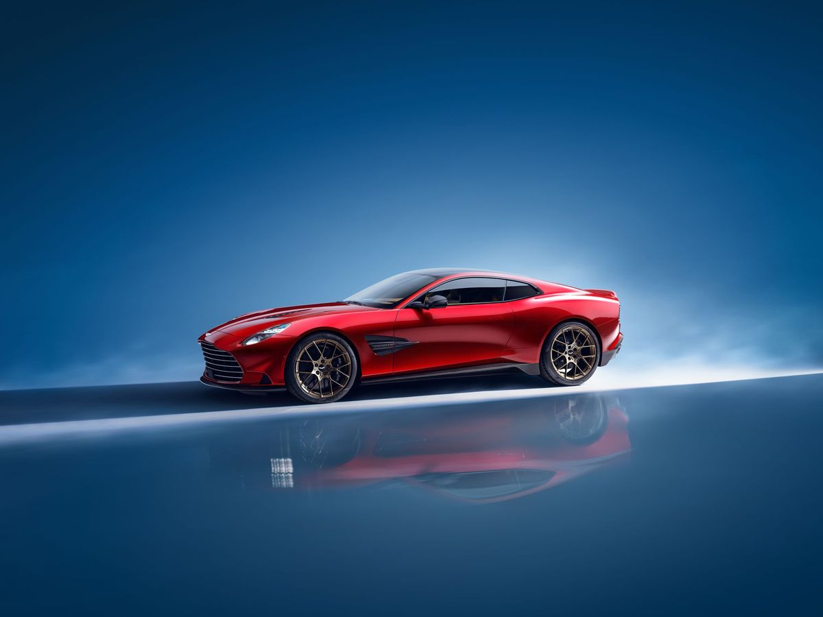 Aston Martin Vanquish 2024. Кузов, экстерьер. Купе, 3 поколение