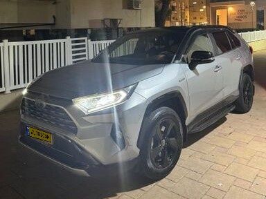 טויוטה ראב 4 יד 2 רכב, 2019