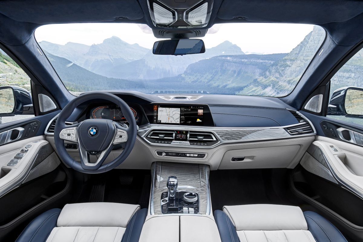 BMW X7 2018. Front seats. SUV 5-doors, 1 generation
