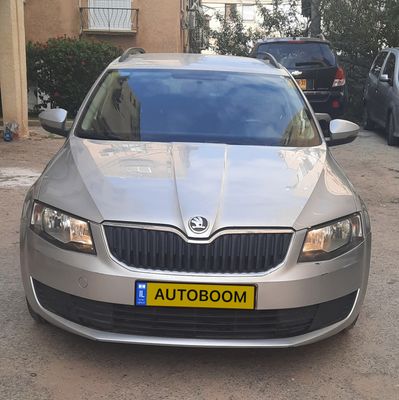 Škoda Octavia 2ème main, 2014, main privée