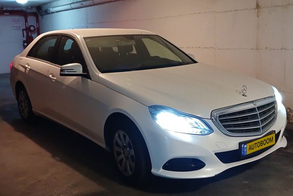 Mercedes E-Class с пробегом, 2013