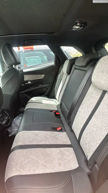 Peugeot 3008 2nd hand, 2021