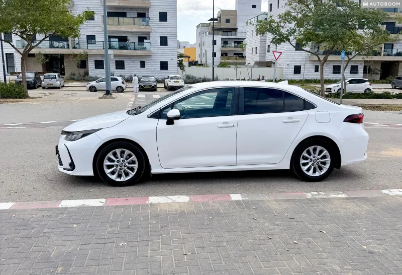 טויוטה קורולה יד 2 רכב, 2022