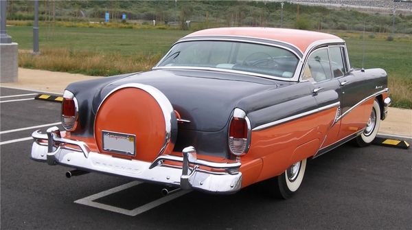 Mercury Monterey 1955. Carrosserie, extérieur. Berline sans pilier central, 2 génération