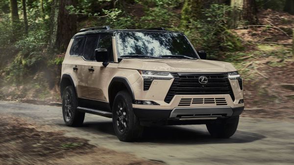 لكزس GX ‏2023. الهيكل، المظهر الخارجي. SUV ٥ أبواب, 3 الجيل