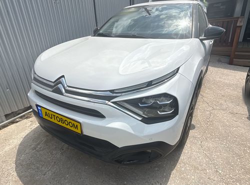 Citroën C4, 2022, photo