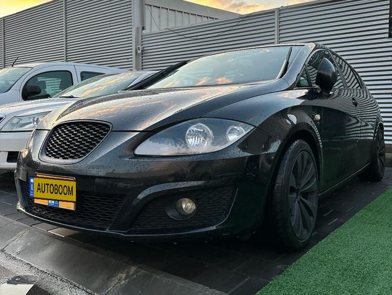 SEAT Leon 2nd hand, 2012, private hand