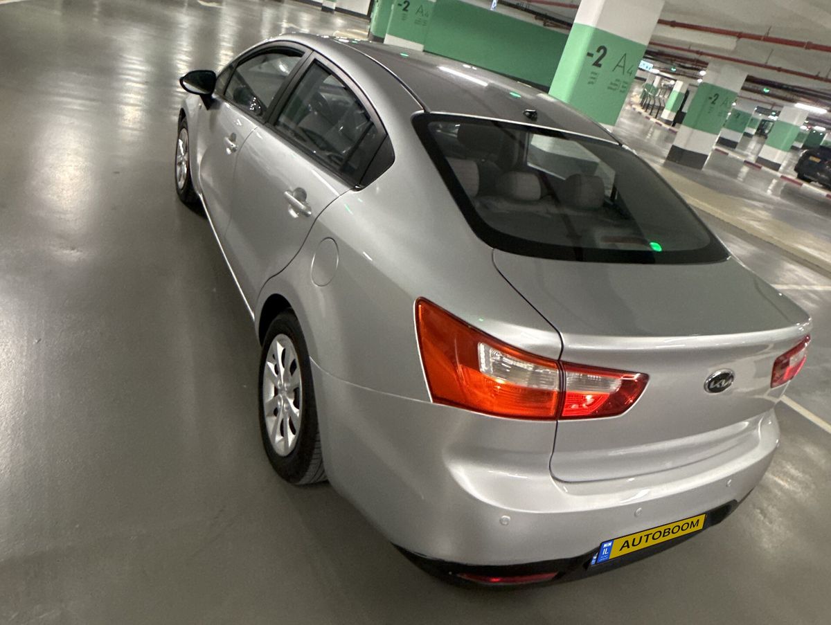 Kia Rio с пробегом, 2013, частная