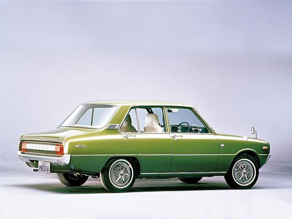 Mazda Familia 1973. Carrosserie, extérieur. Berline, 3 génération