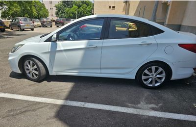 Hyundai i25 2nd hand, 2013, private hand