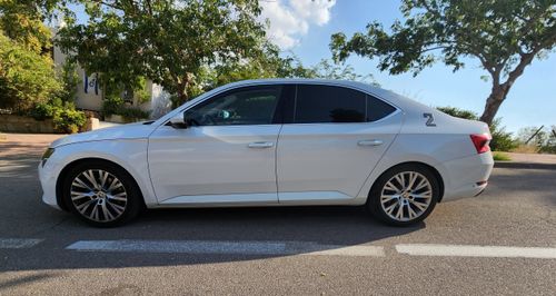 Skoda Superb с пробегом, 2019, частная рука