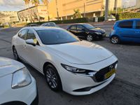 Mazda 3 2nd hand, 2022