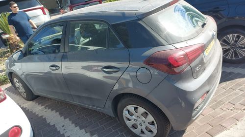 Hyundai i20, 2021, фото