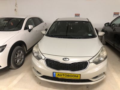 Kia Forte с пробегом, 2014