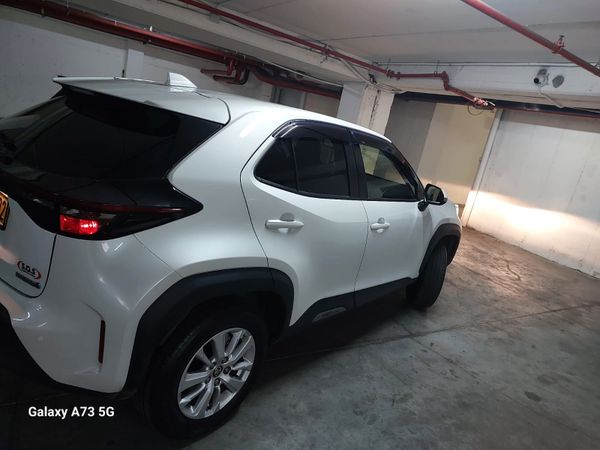 Toyota Yaris Cross с пробегом, 2022, частная рука