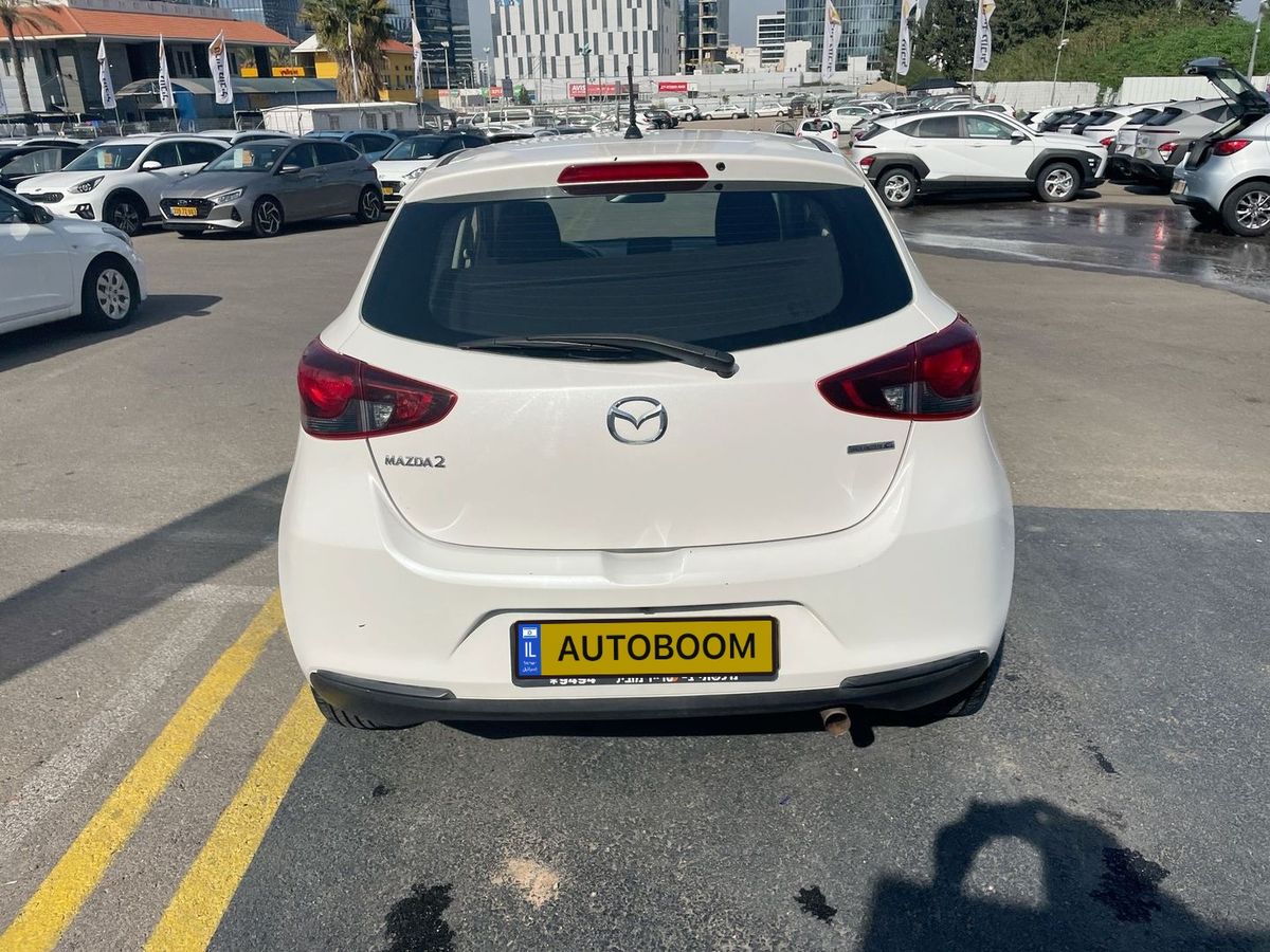 Mazda 2 с пробегом, 2022