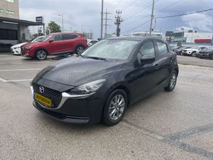 Mazda 2, 2022, фото