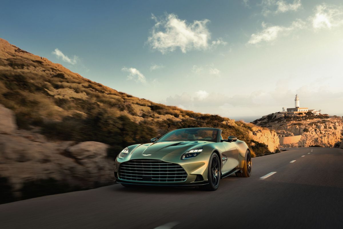 Aston Martin Vanquish 2024. Кузов, экстерьер. Кабриолет, 3 поколение