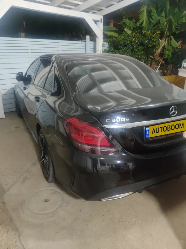 Mercedes C-Class 2nd hand, 2021, private hand