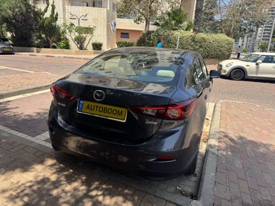 מאזדה 3 יד 2 רכב, 2018, פרטי