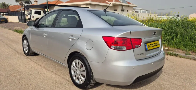 Kia Forte с пробегом, 2012, частная рука