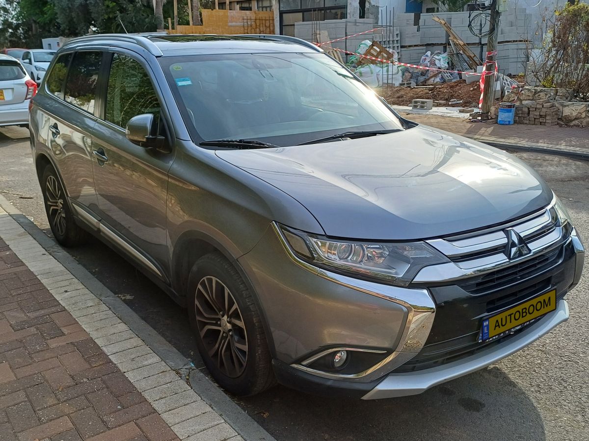Mitsubishi Outlander 2ème main, 2017, main privée