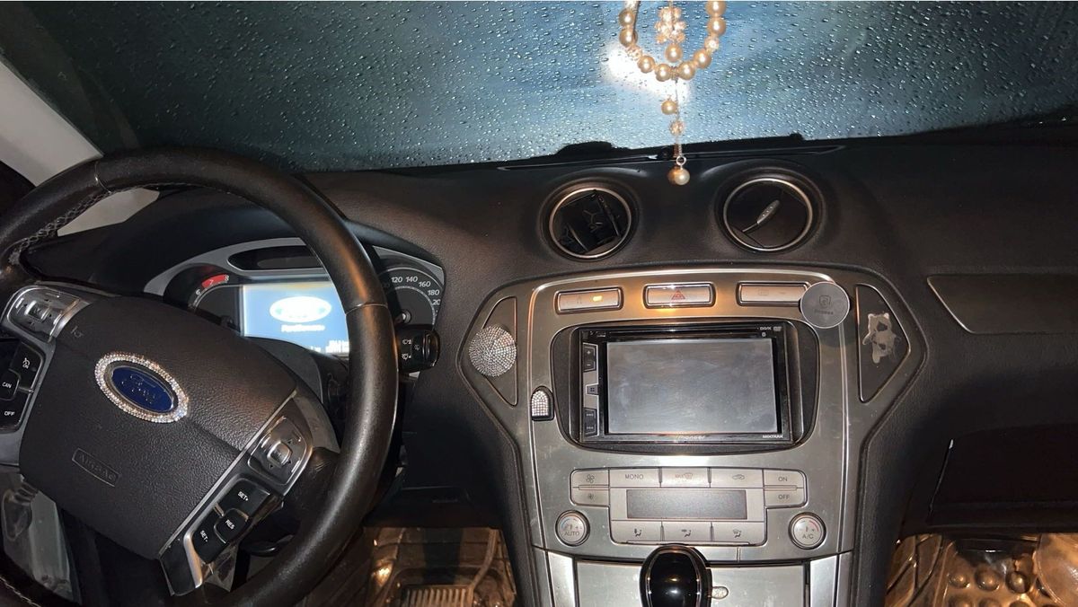 פורד מונדאו יד 2 רכב, 2008, פרטי