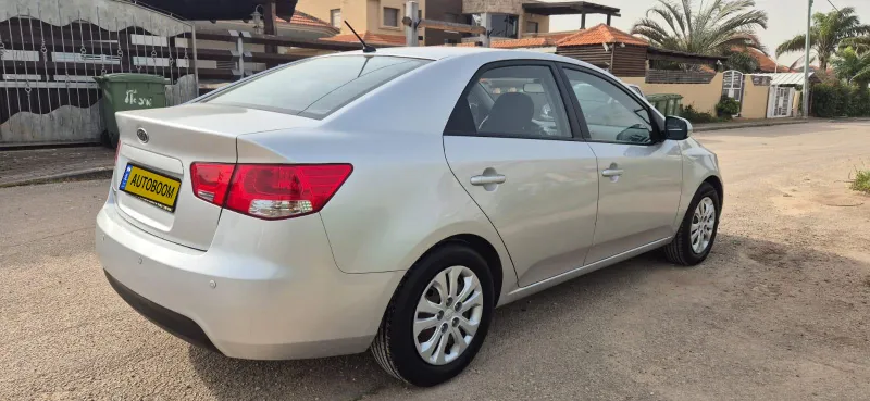 Kia Forte с пробегом, 2012, частная рука