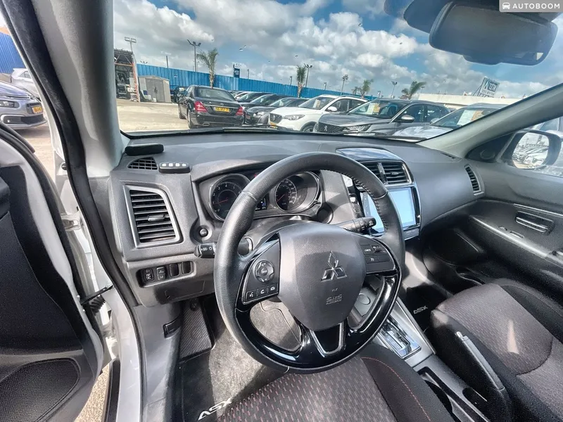 מיצובישי ASX יד 2 רכב, 2019