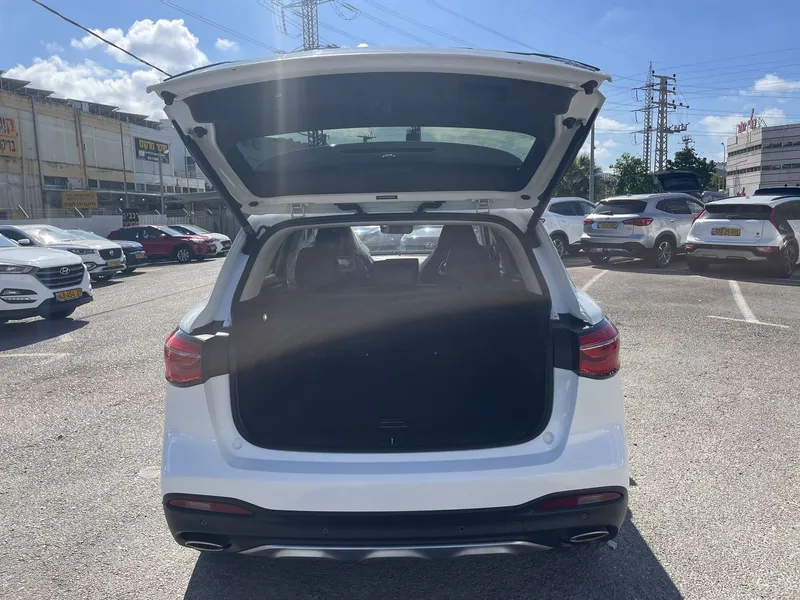 MG EHS 2ème main, 2022, main privée