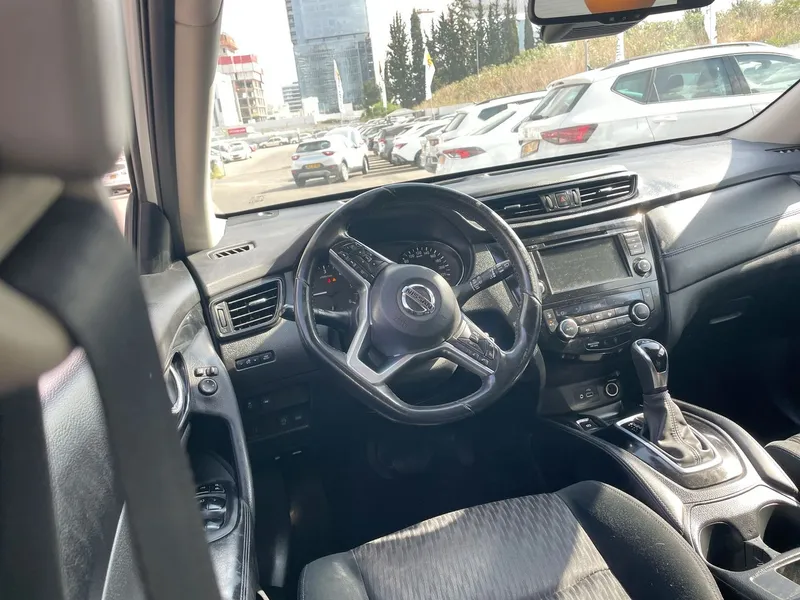 Nissan X-Trail 2nd hand, 2021