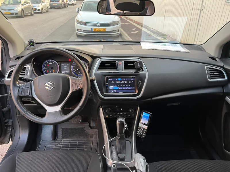 Suzuki Crossover с пробегом, 2017, частная рука