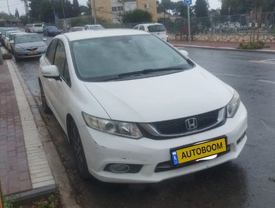הונדה סיוויק יד 2 רכב, 2017, פרטי
